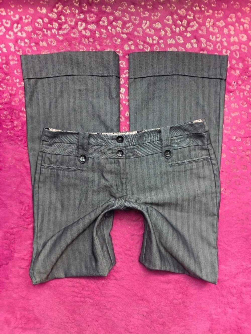 2000s Office Siren Grey pinstripe low rise flare pants Size 9
